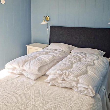 Awesome Home In Kristiansund With House Sea View المظهر الخارجي الصورة