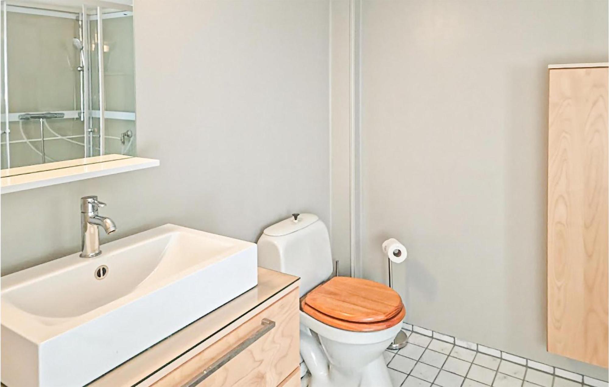 Awesome Home In Kristiansund With House Sea View المظهر الخارجي الصورة