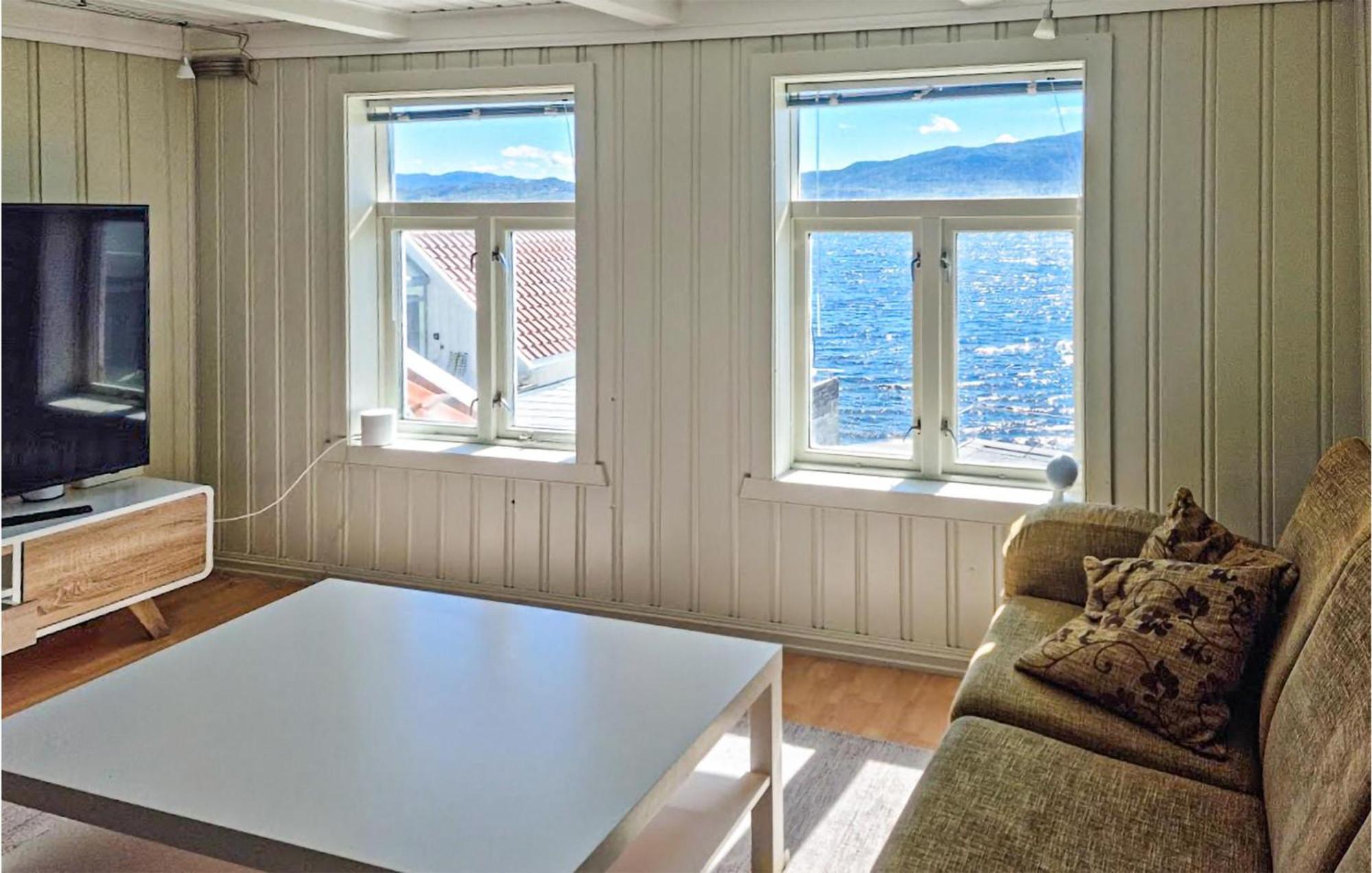 Awesome Home In Kristiansund With House Sea View المظهر الخارجي الصورة