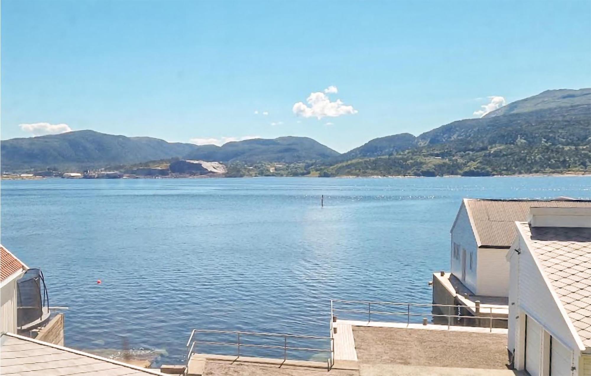 Awesome Home In Kristiansund With House Sea View المظهر الخارجي الصورة