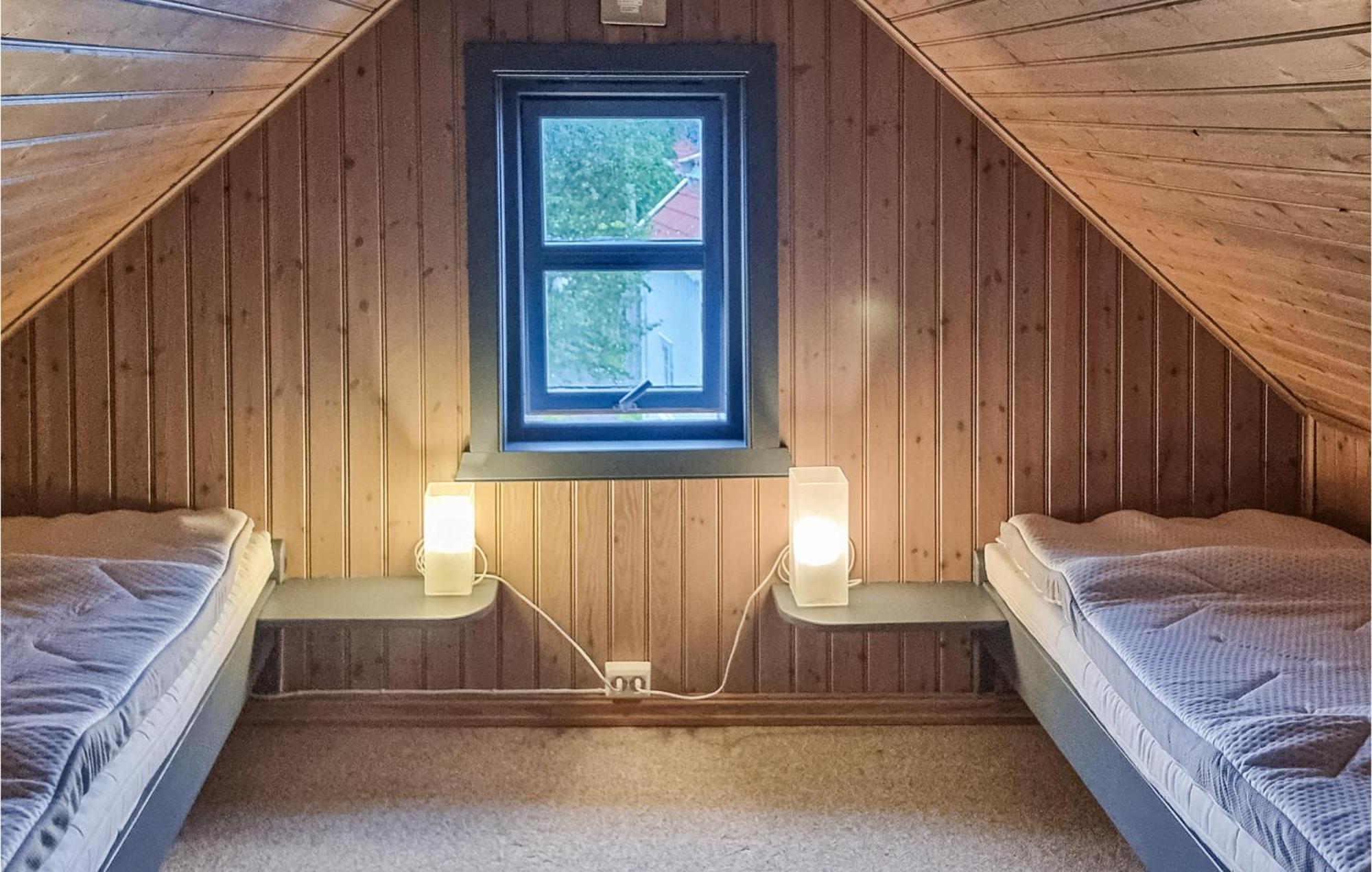 Awesome Home In Kristiansund With House Sea View المظهر الخارجي الصورة