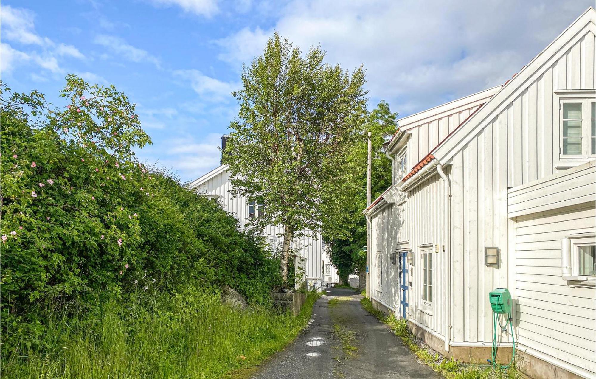 Awesome Home In Kristiansund With House Sea View المظهر الخارجي الصورة